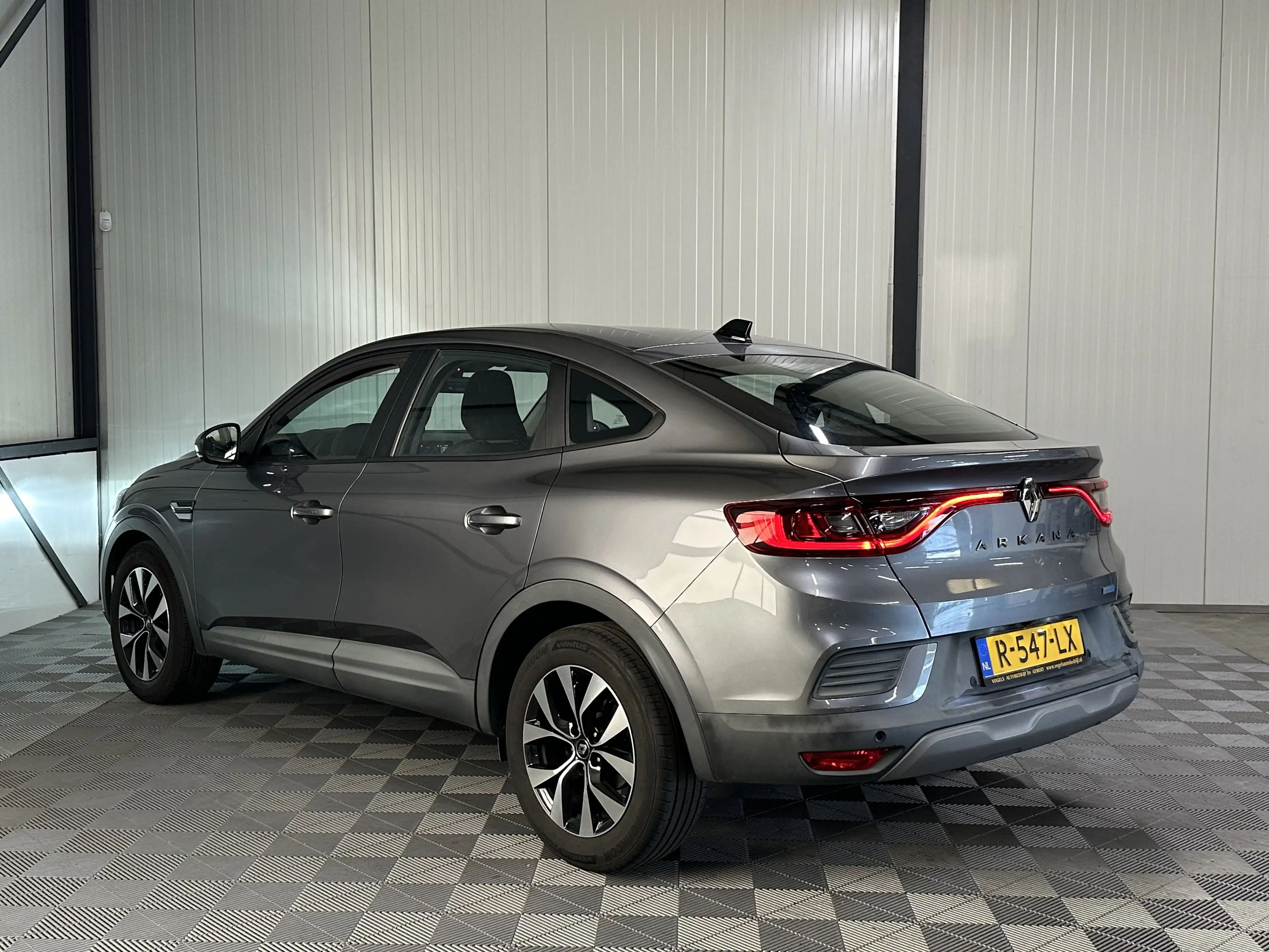 Renault Arkana 1.6 E-Tech Hybrid 145 Zen | Navi | Camera — photo 8