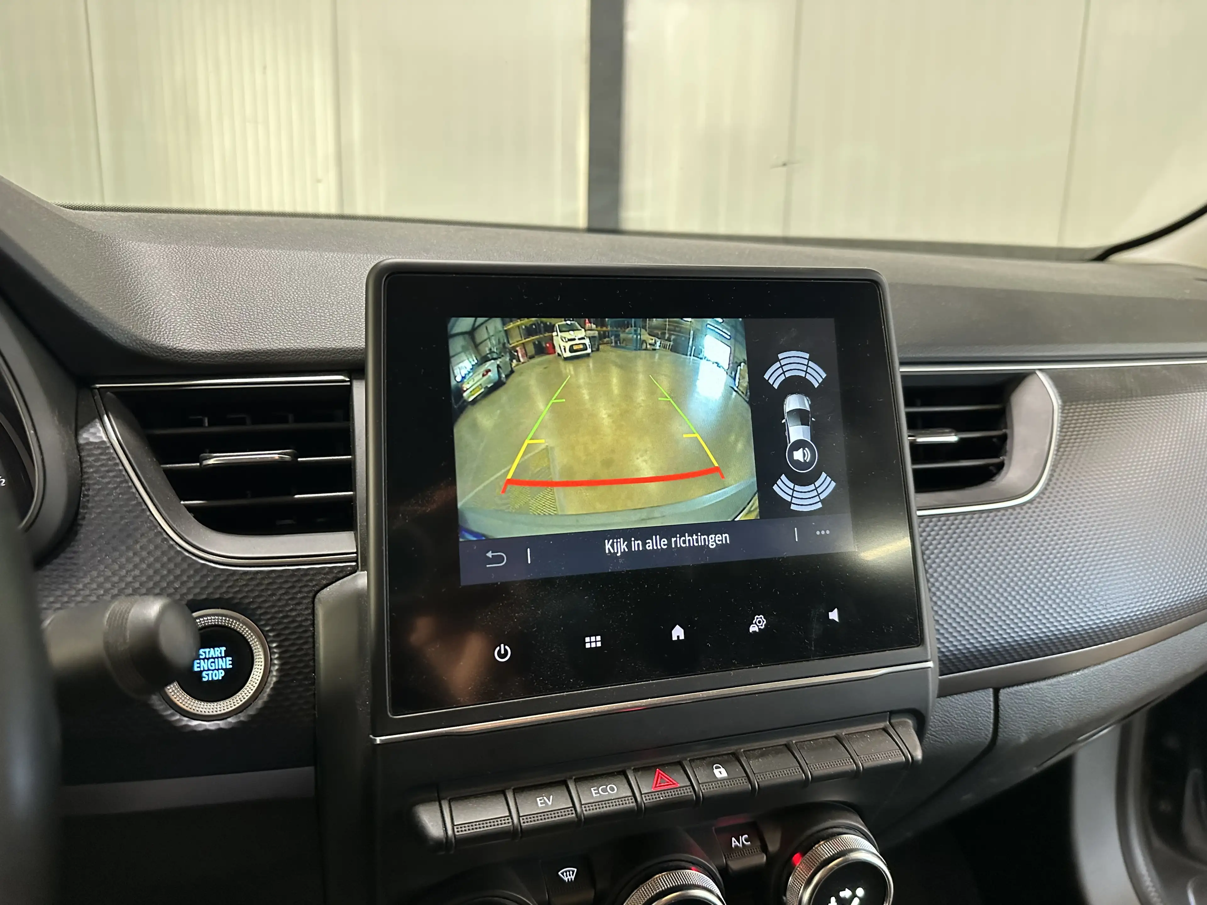 Renault Arkana 1.6 E-Tech Hybrid 145 Zen | Navi | Camera — photo 18