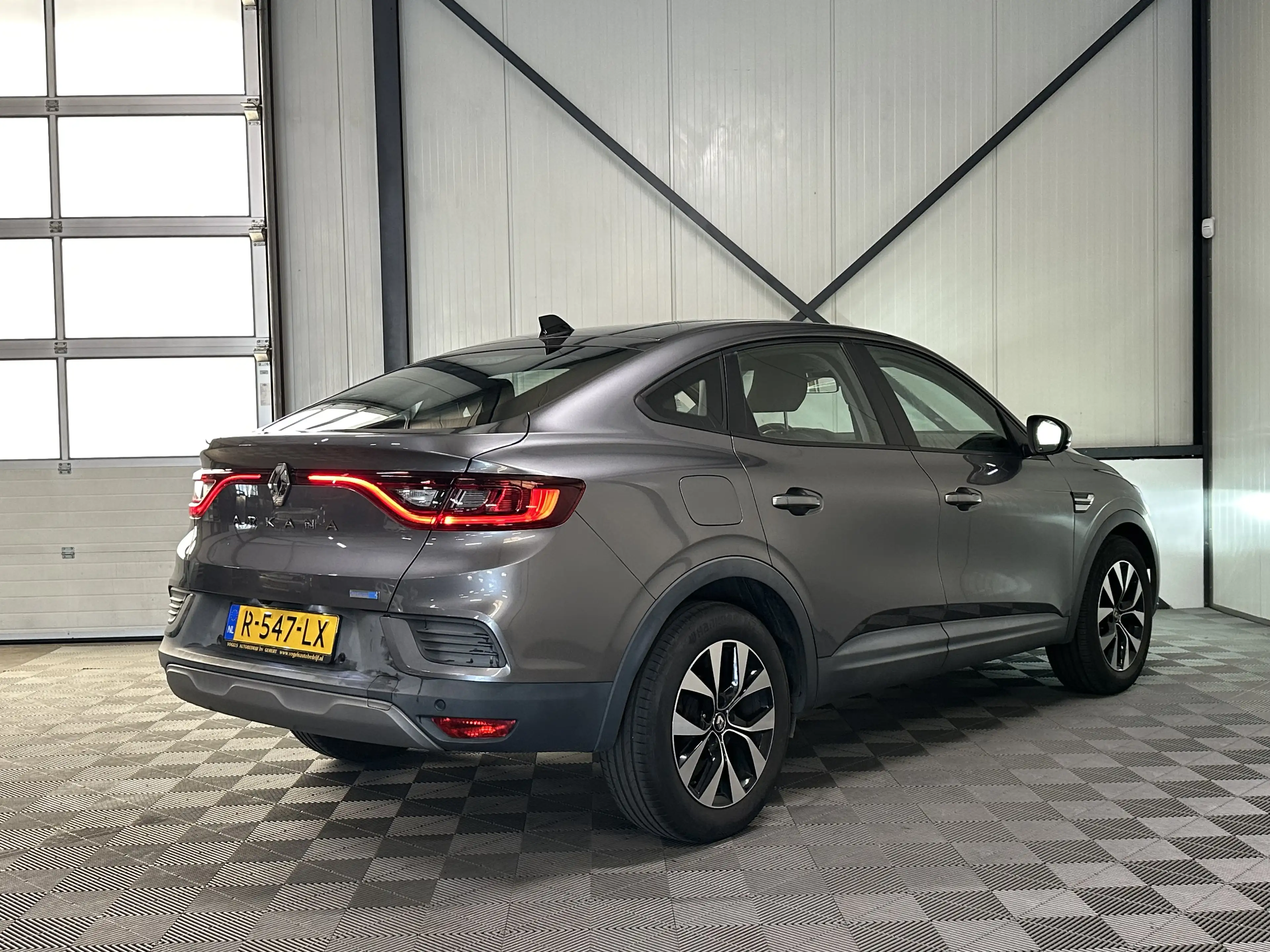 Renault Arkana 1.6 E-Tech Hybrid 145 Zen | Navi | Camera — photo 2