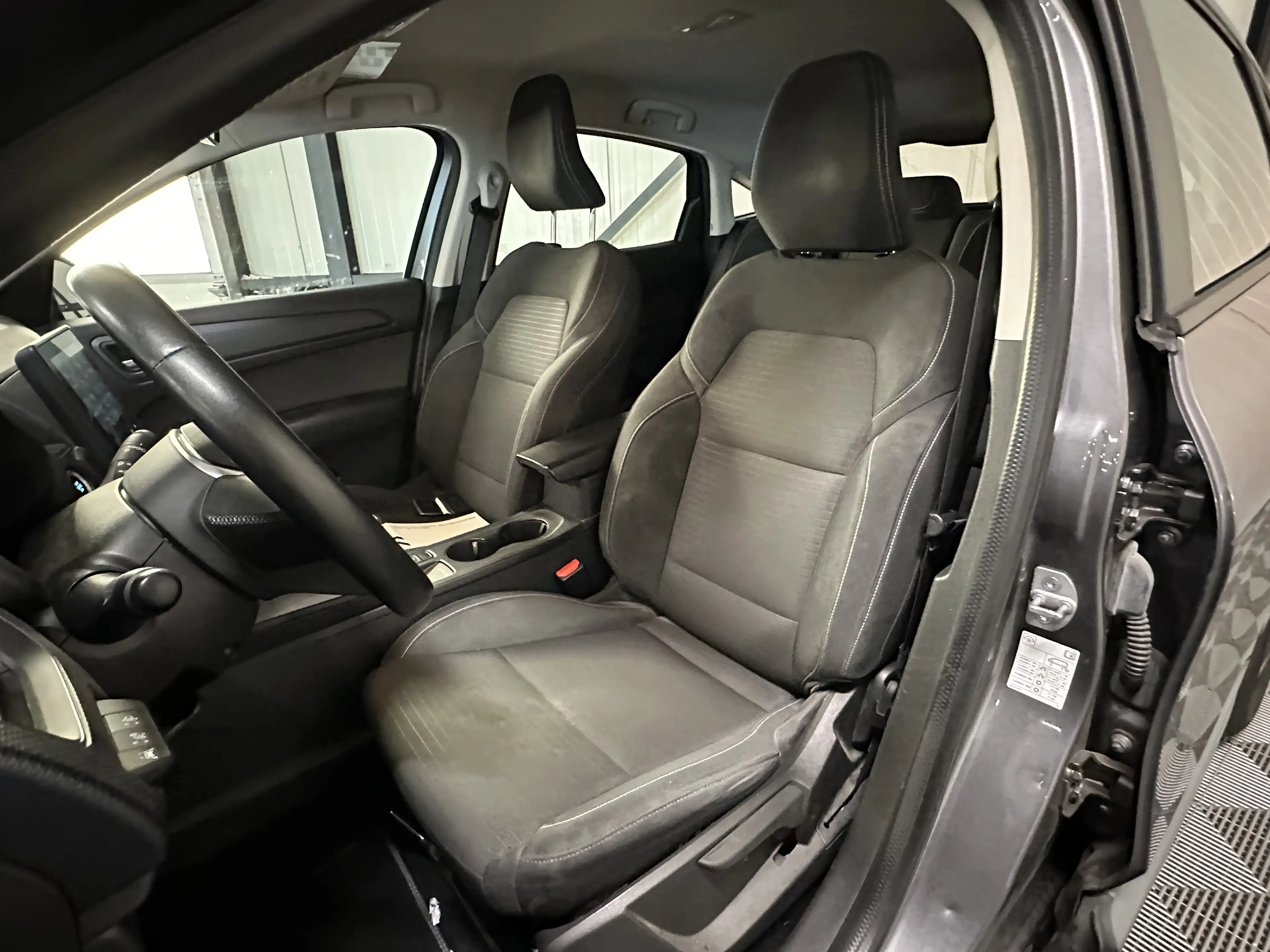 Renault Arkana 1.6 E-Tech Hybrid 145 Zen | Navi | Camera — photo 23