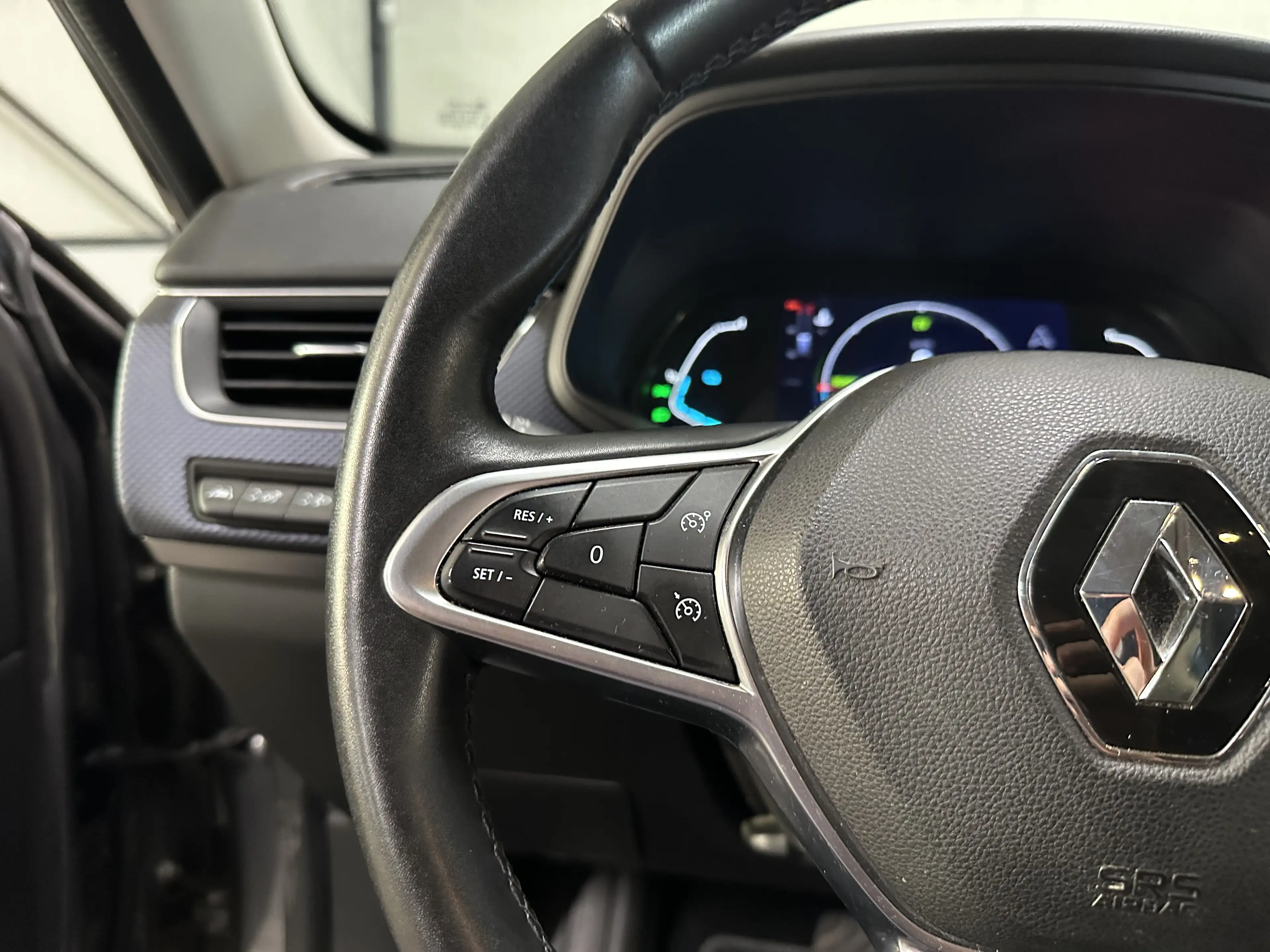 Renault Arkana 1.6 E-Tech Hybrid 145 Zen | Navi | Camera — photo 13