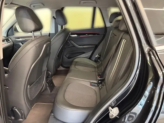 BMW X1 view 6