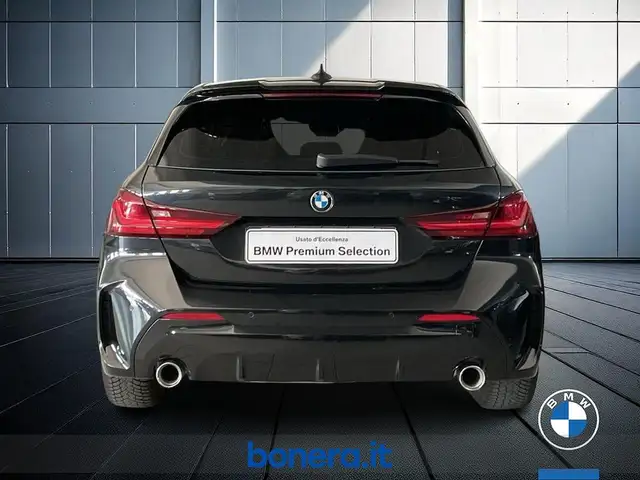 BMW 1 Series view 7