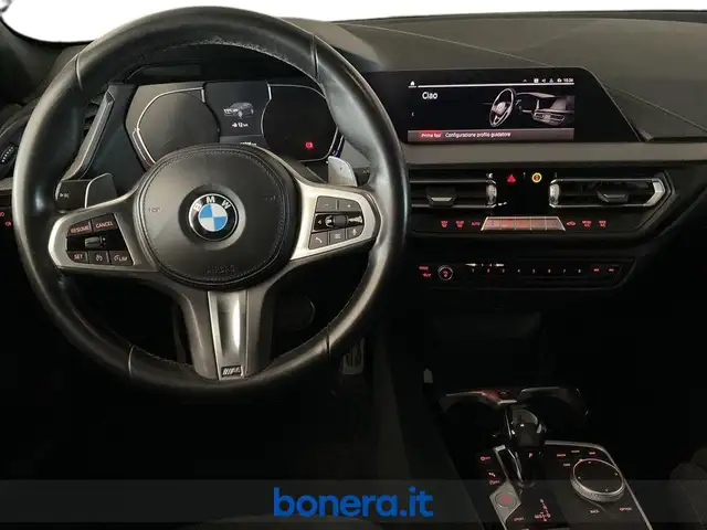 BMW 1 Series view 15