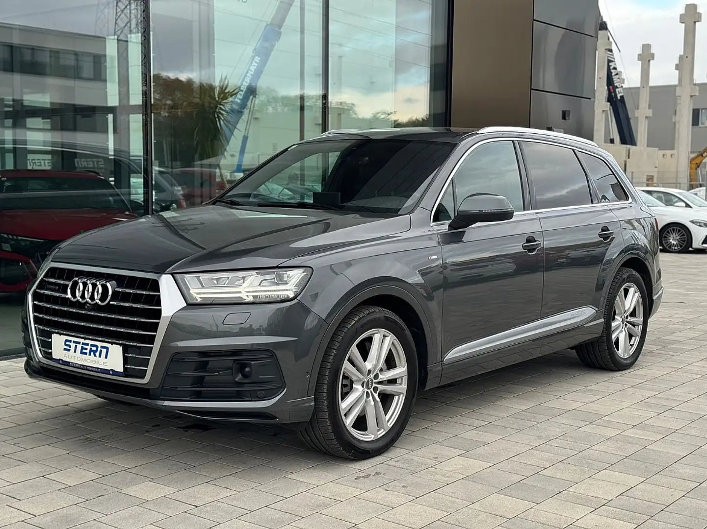 Audi Q7 3,0 TDI quattro Tiptronic *S-LINE*LUFT*PANO*7Si... Gris - 1