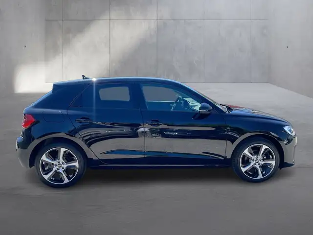 Audi A1 view 6
