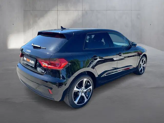 Audi A1 view 5