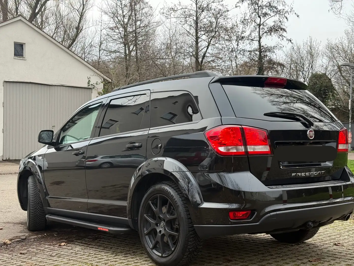 Fiat Freemont 2.0 Multijet 16V Diesel  Black Code AHK - 2