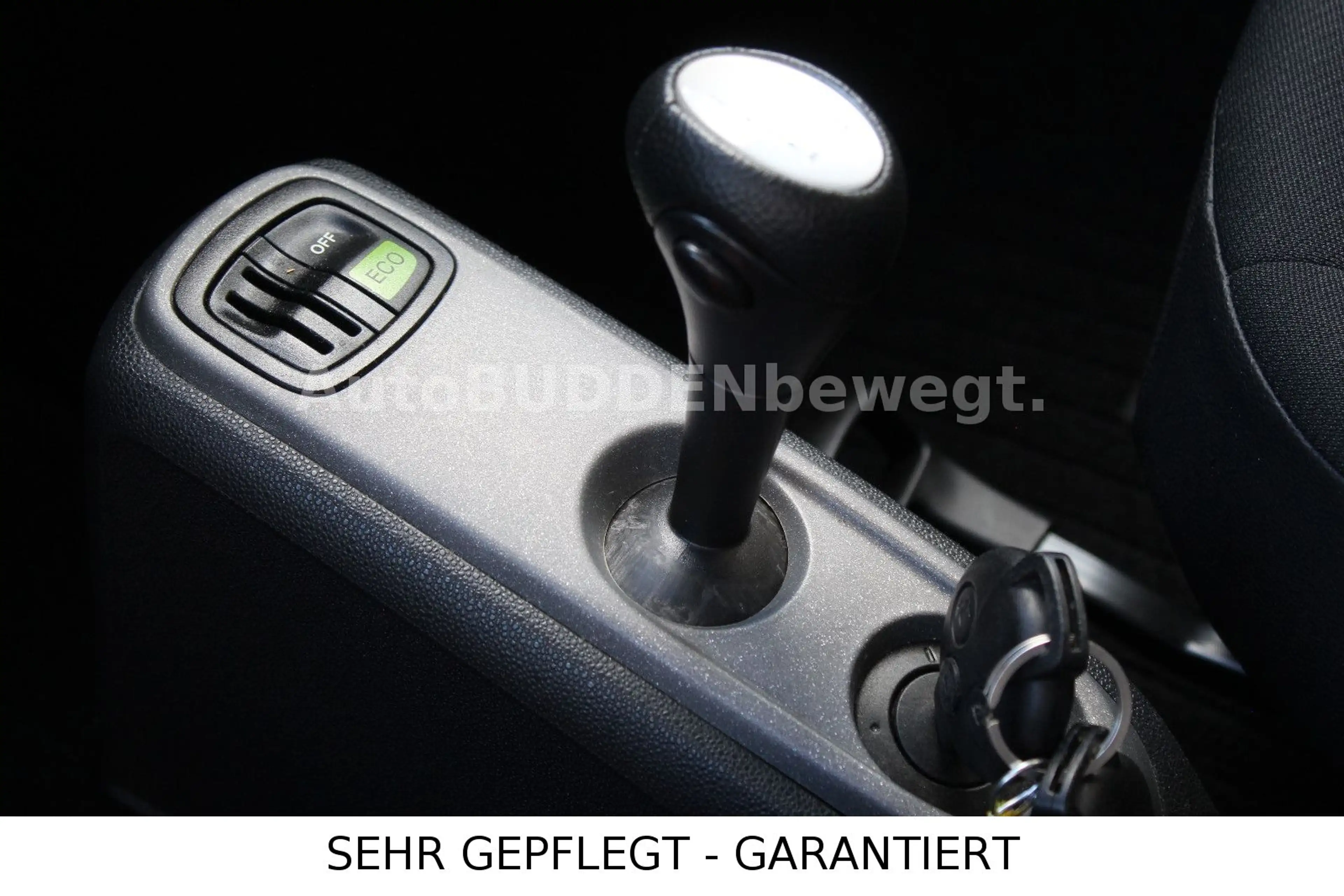 smart forTwo FORTWO COUPE PURE MHD - SERVO - NUR 27.923 KM — photo 11