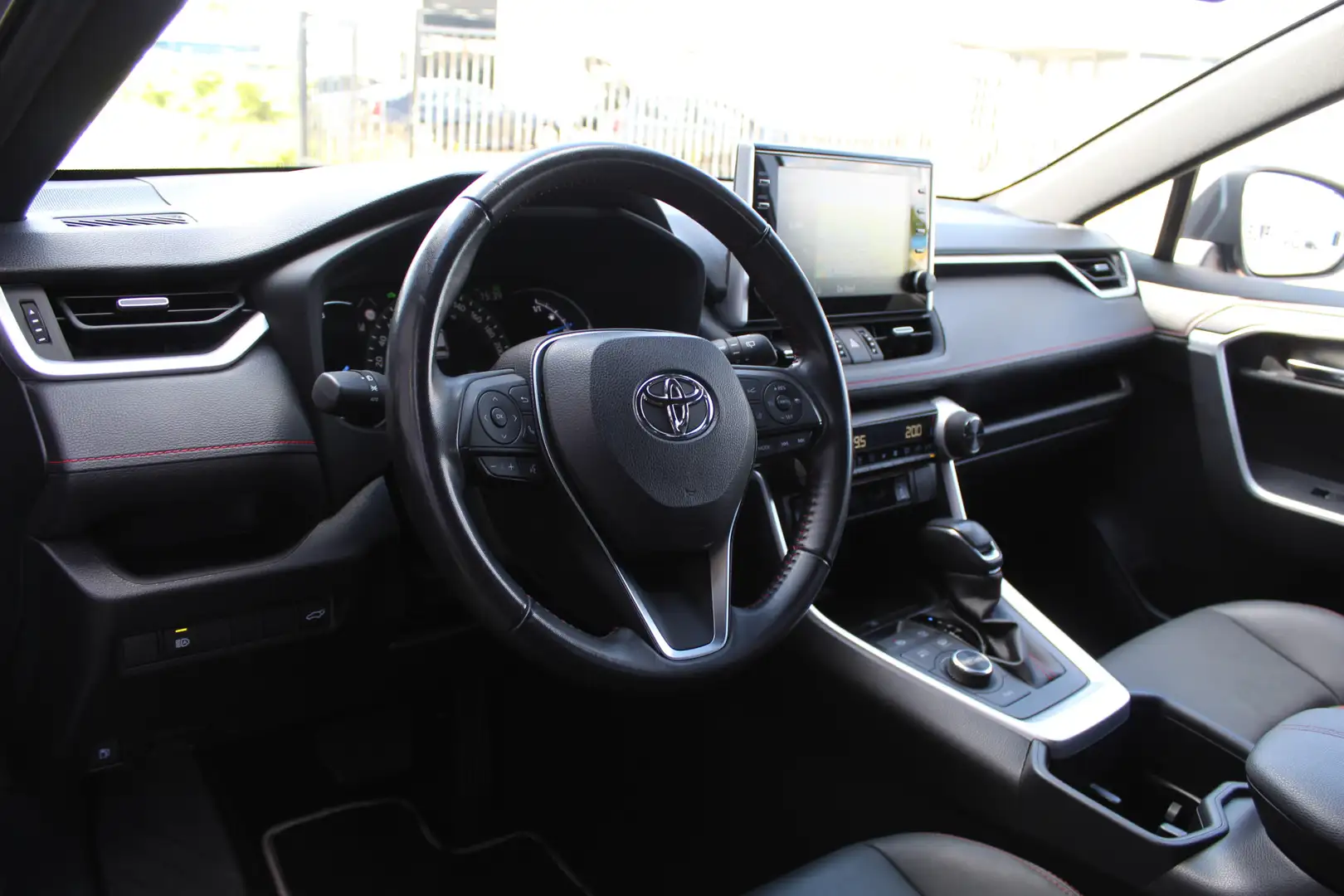 Toyota RAV 4 2.5 Plug-in Hybrid AWD Style | Rijklaar | Apple/An Zilver - 2