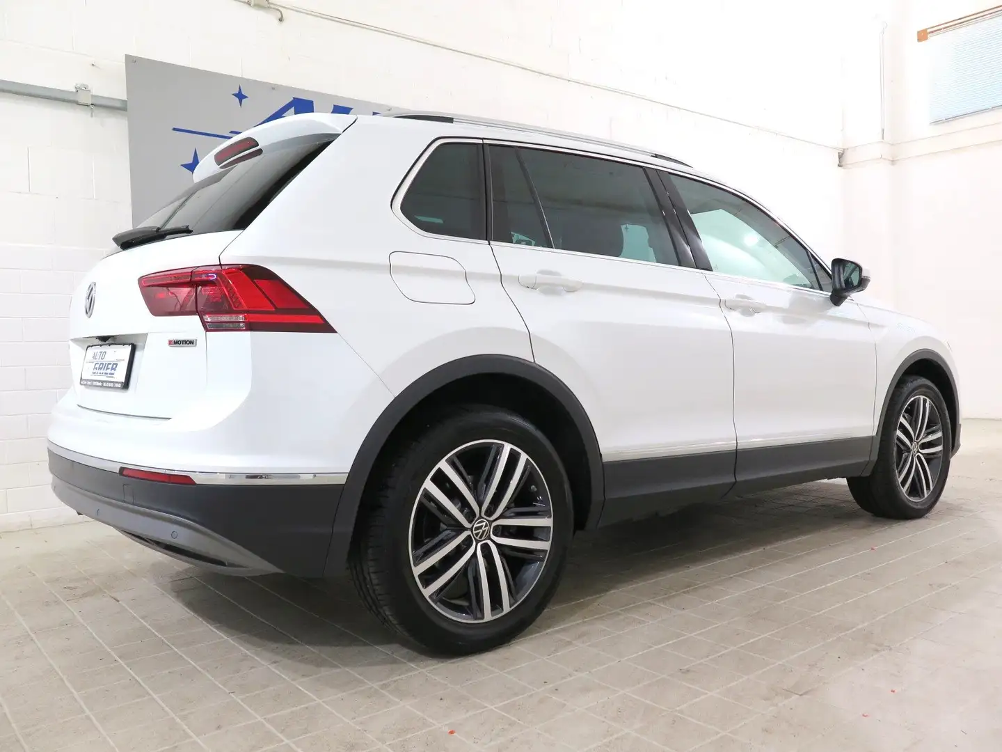 Volkswagen Tiguan Highline BMT 4Motion, Panod, AHK, LED, App Blanco - 2