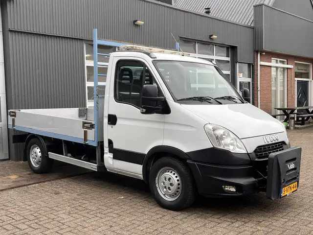 Iveco Daily 35S14G 345 CNG Aardgas ( natural Gas ) benzine Pic