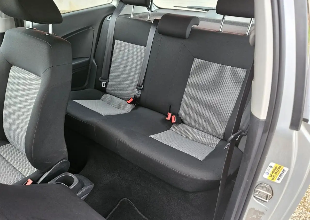 Volkswagen Polo Citadine 3 portes — photo 9