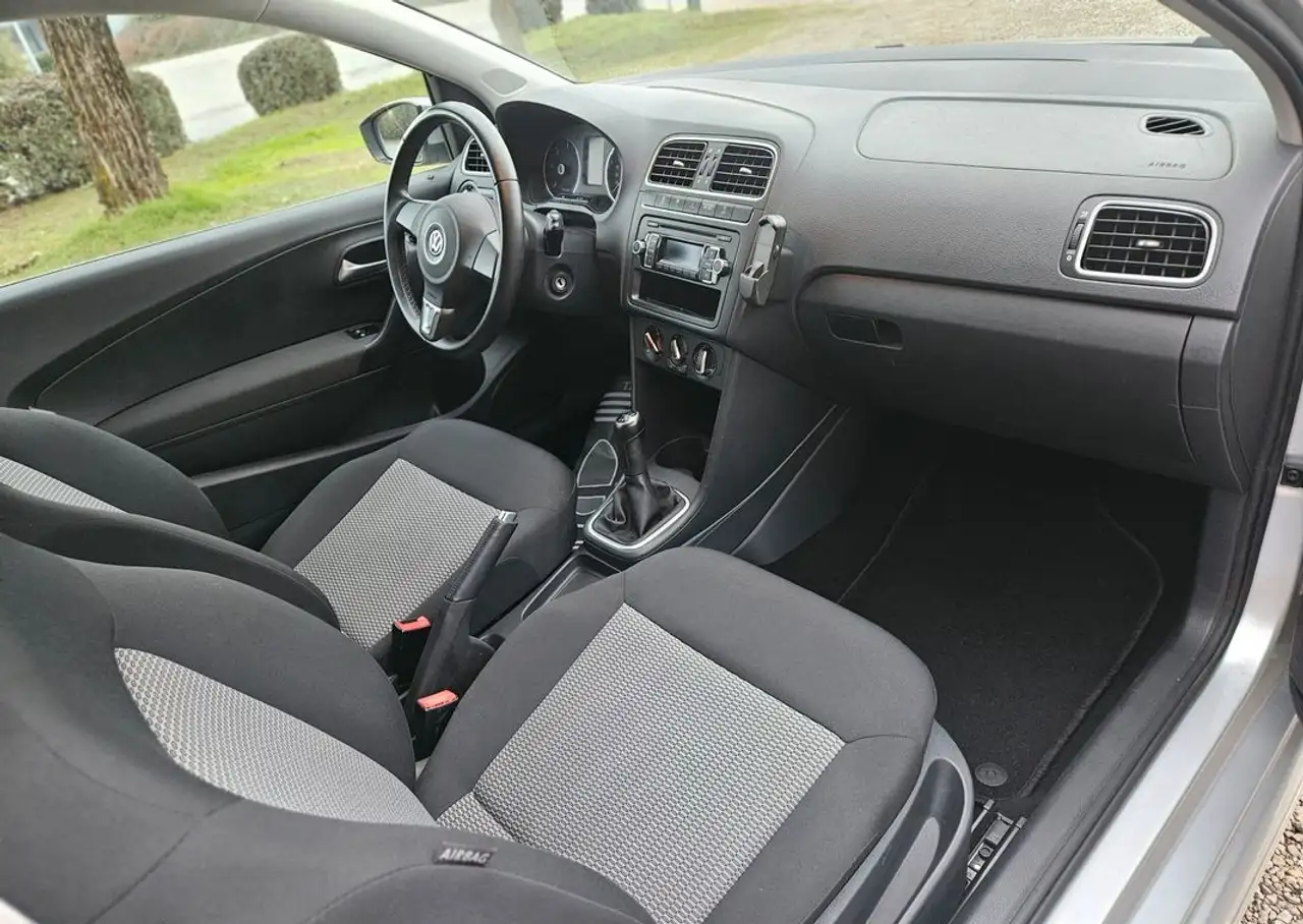 Volkswagen Polo Citadine 3 portes — photo 8