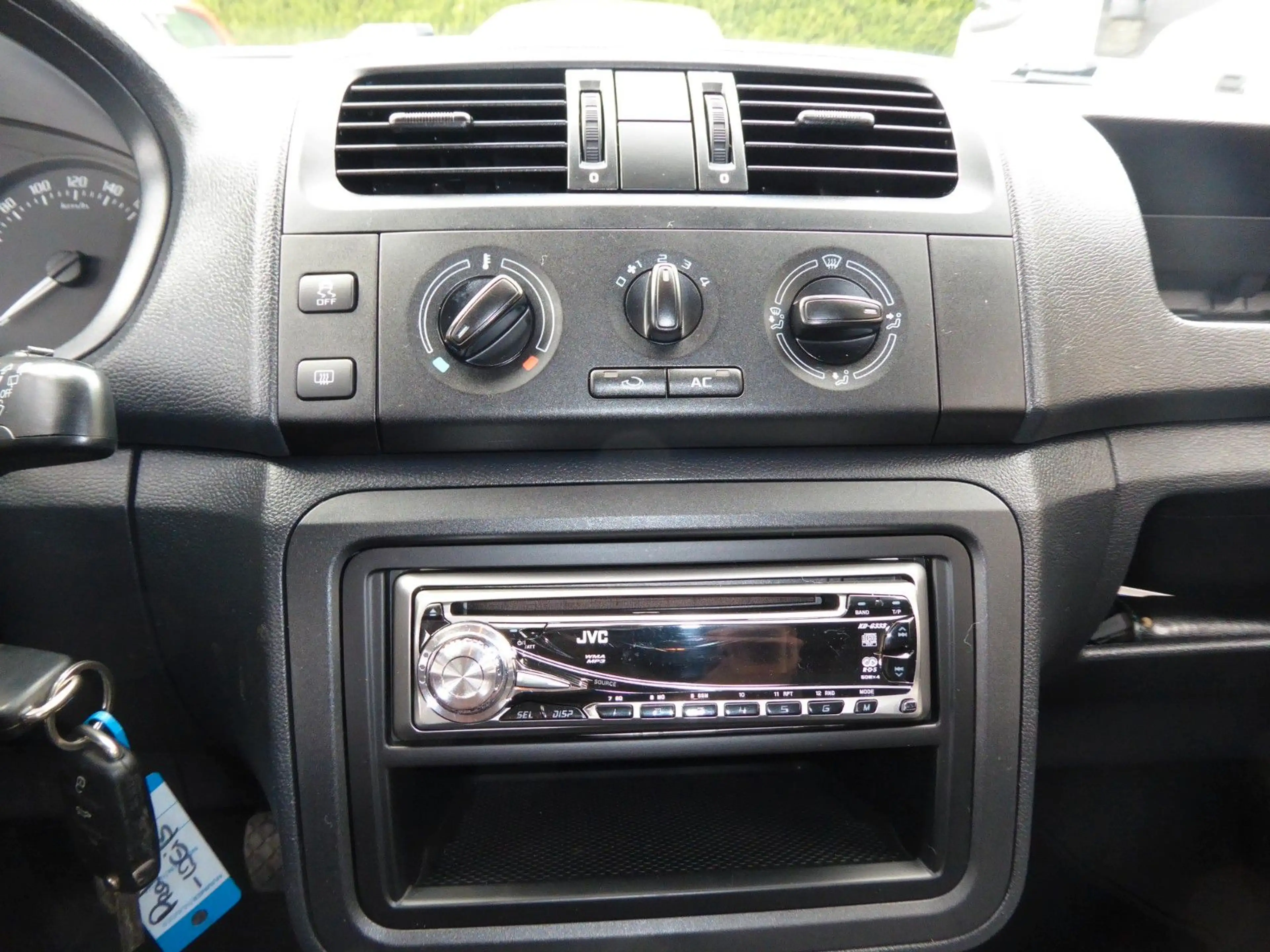 Skoda Roomster Praktik TDi Klima/Winterräder/Tempomat — photo 23