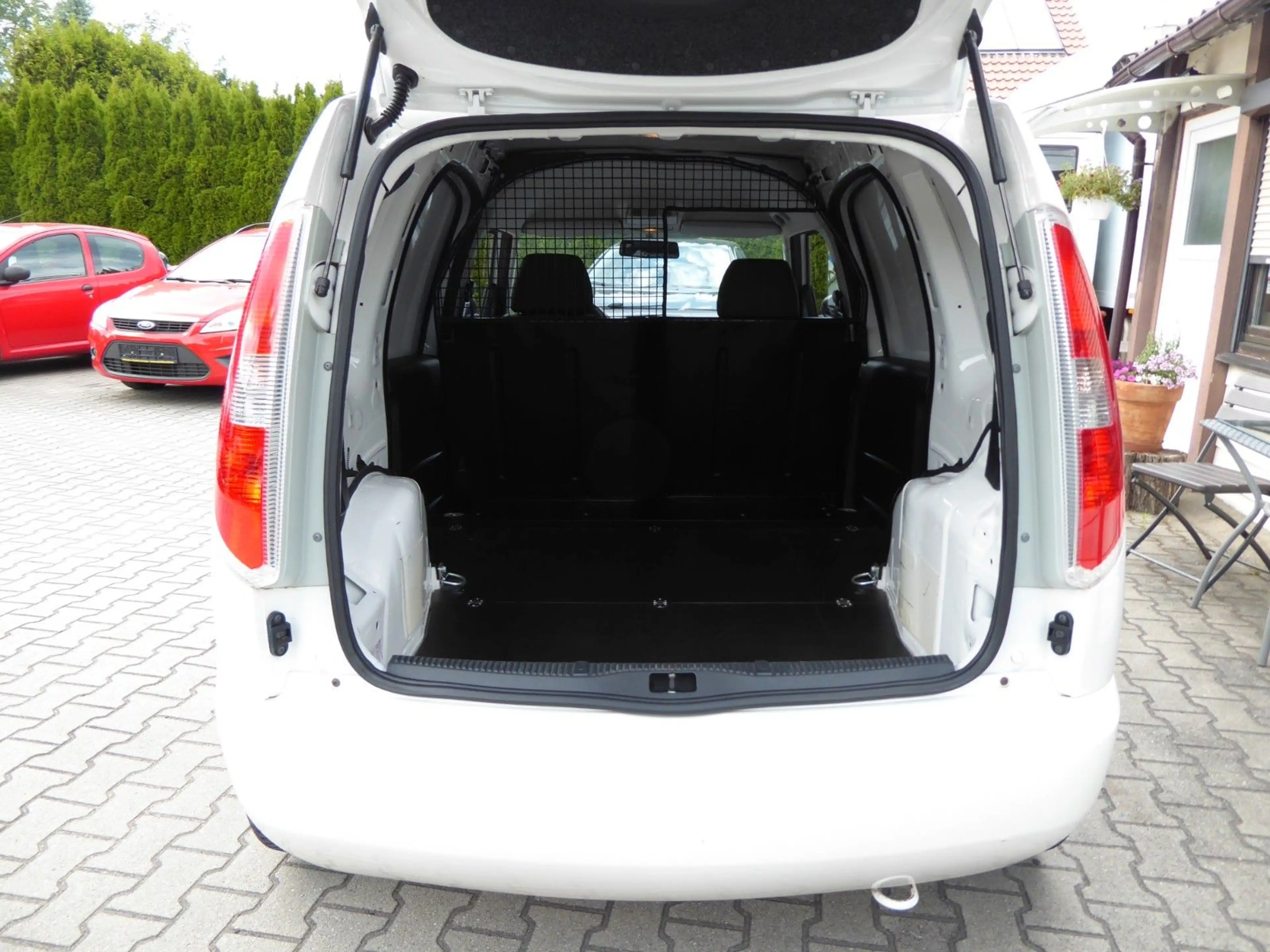 Skoda Roomster Praktik TDi Klima/Winterräder/Tempomat — photo 8
