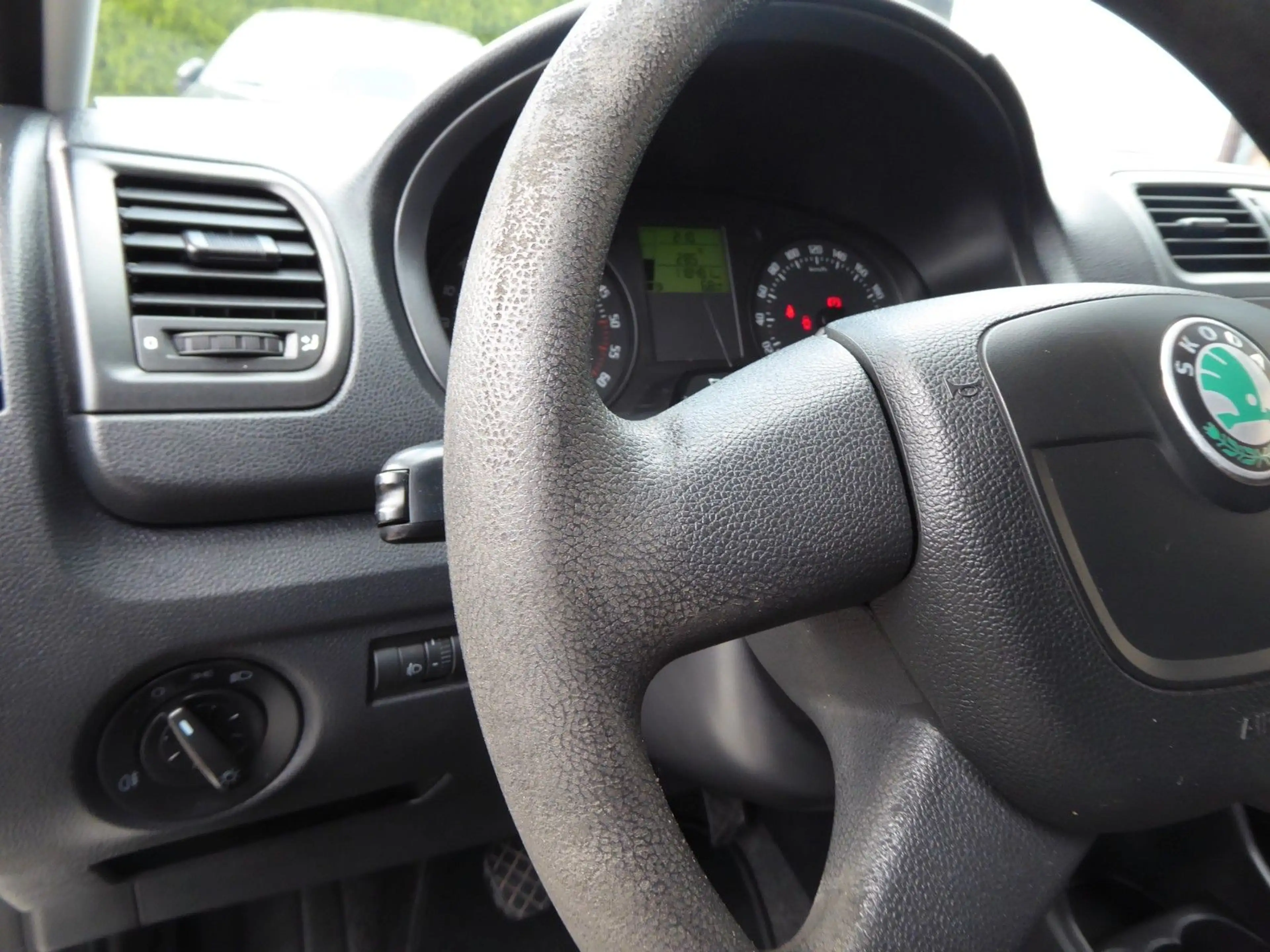 Skoda Roomster Praktik TDi Klima/Winterräder/Tempomat — photo 21