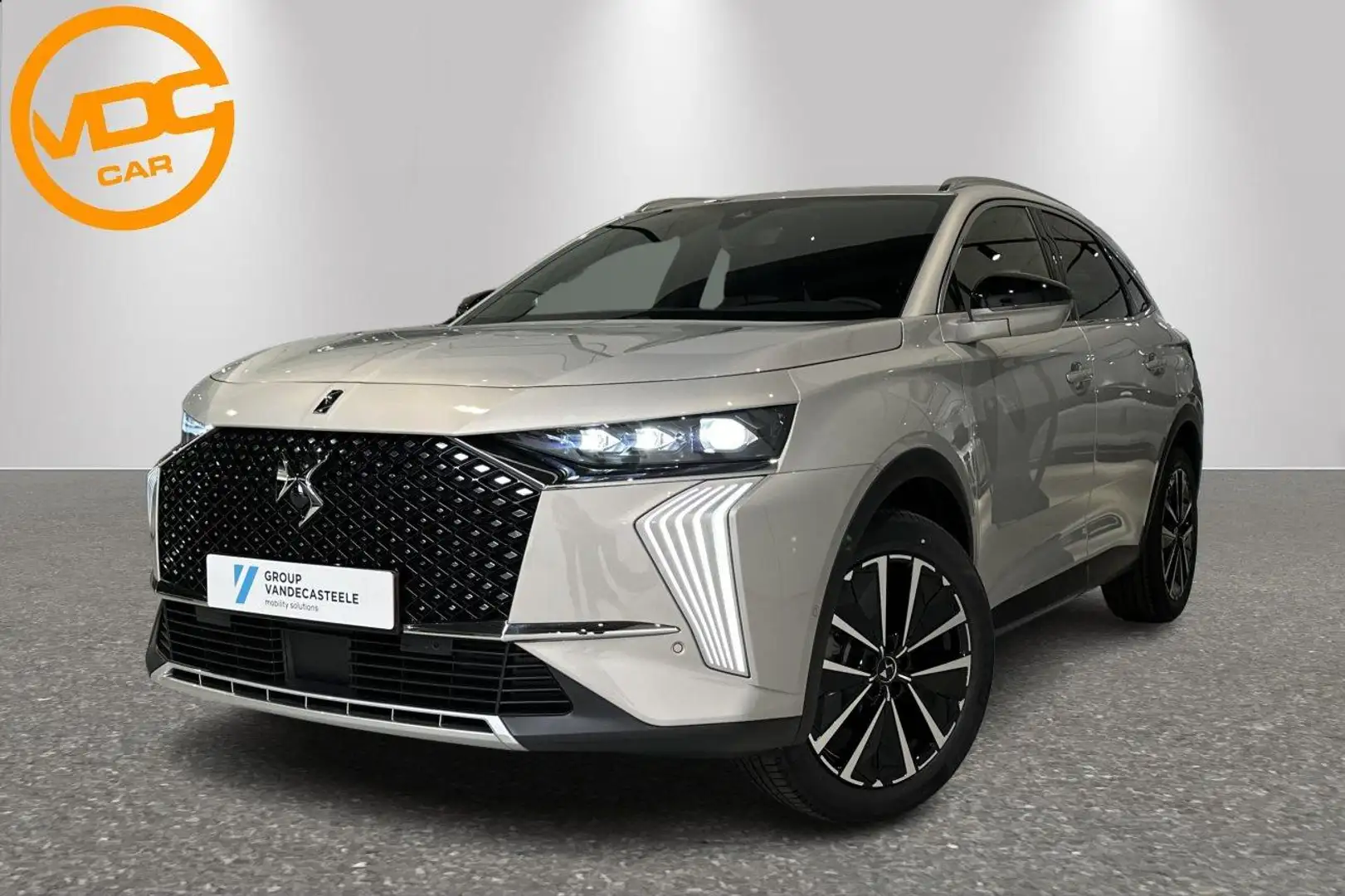 DS Automobiles DS 7 Crossback RIVOLI 1.5 Blue HDI 130 AUTOMA Or - 1