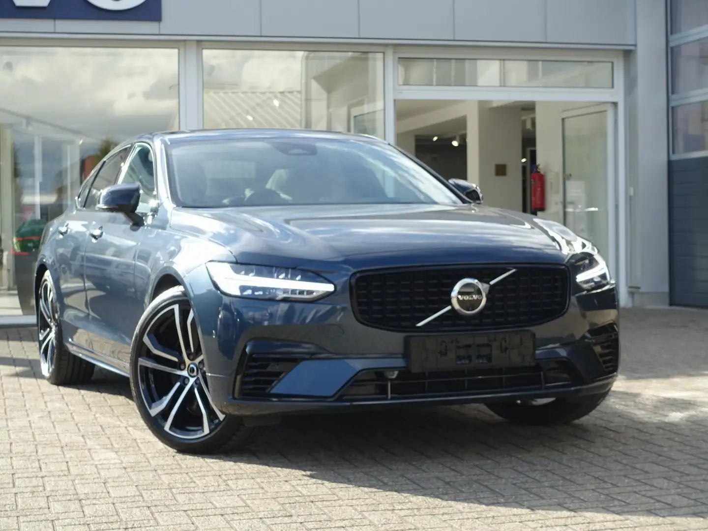 Volvo S90 Recharge Ultimate T8 AWD B&W/FOUR-C/AKUSTIK Blauw - 2