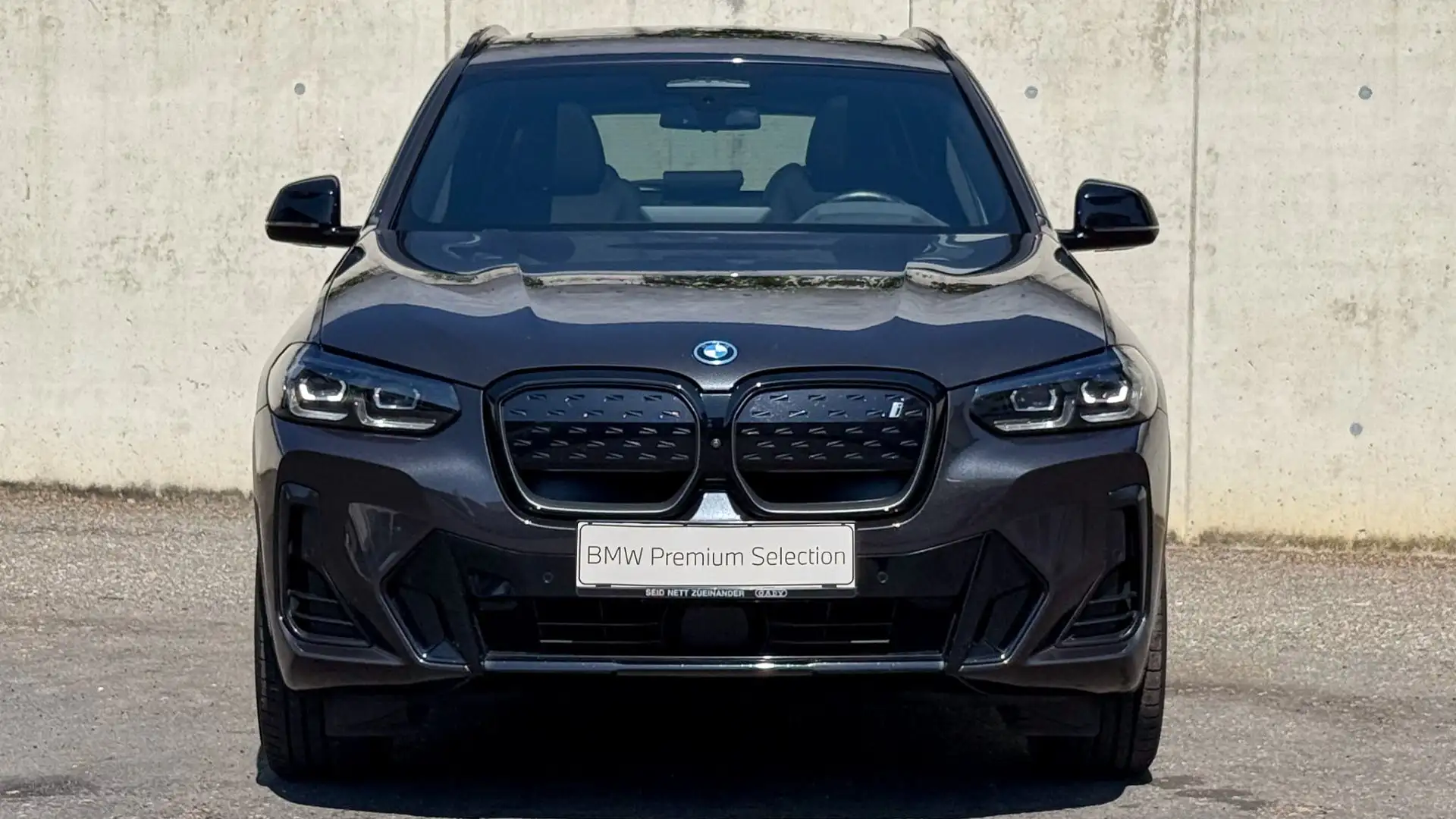 BMW iX3 Impressive Impressive Grau - 2