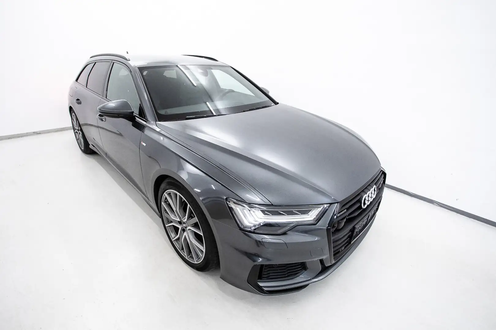 Audi A6 Avant 55 TFSI quattro sport S-tronic | Sthz | AHK Grau - 2