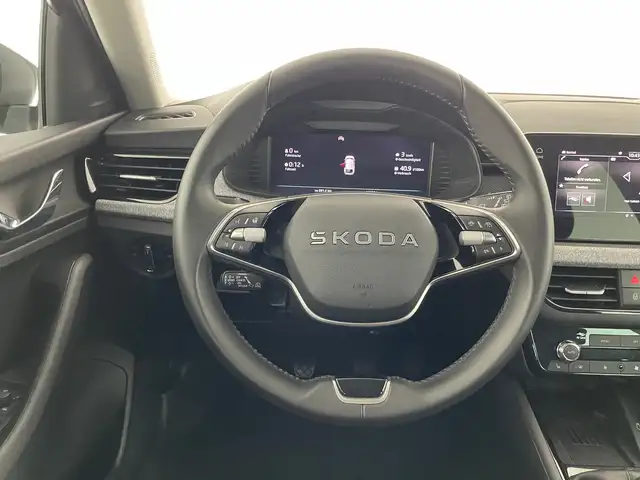 Skoda Scala view 13