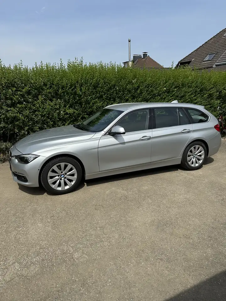 BMW 320