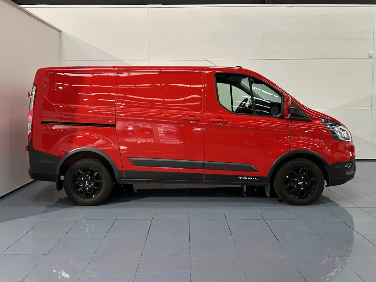 Ford Transit Custom FT 300 L1 Van Trail 130 Rojo - 2