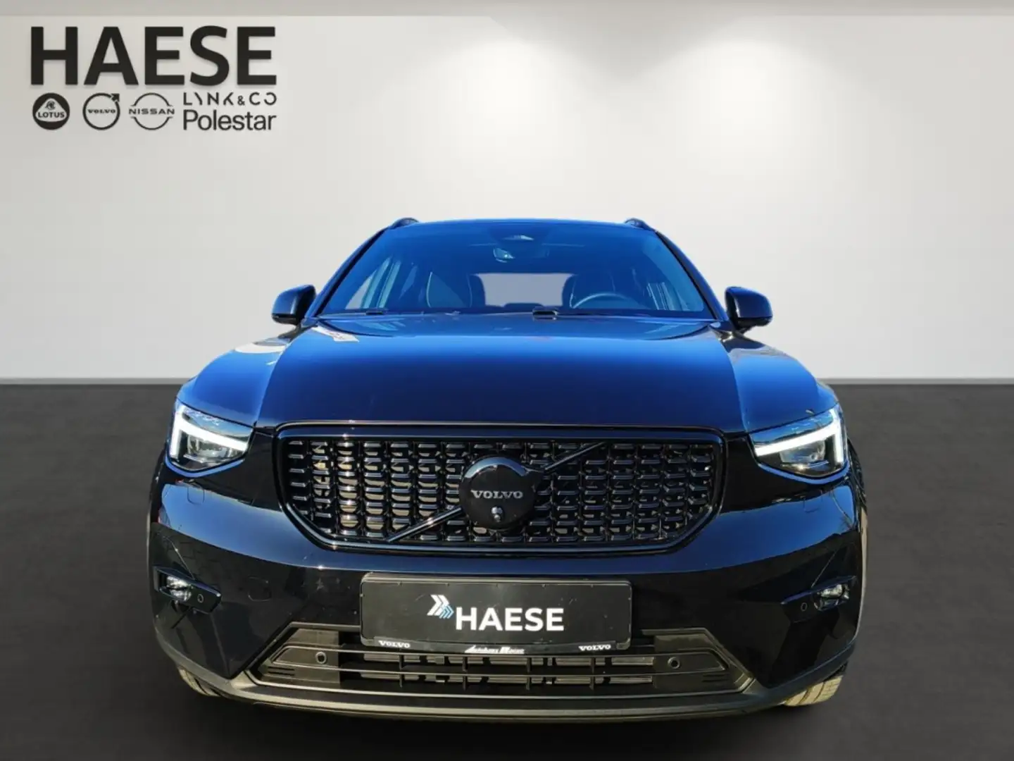 Volvo XC40 B3 Ultra Black Edition 360°Kamera El. Panodach Nav Schwarz - 2