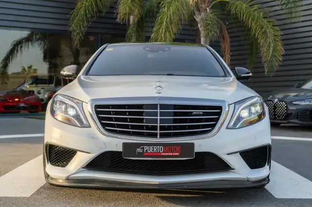 Mercedes-Benz S-Class view 2