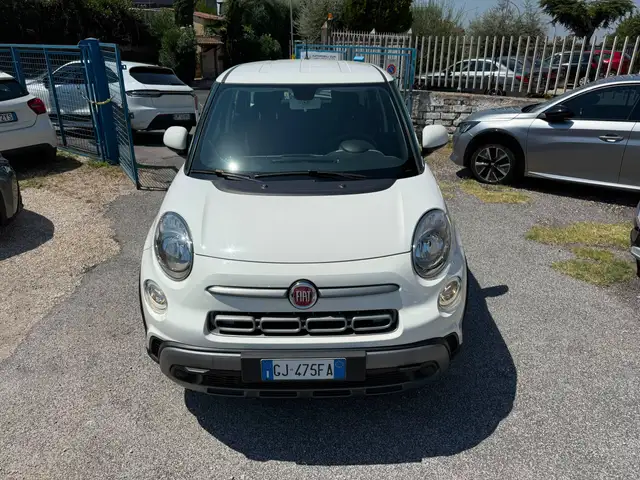 Fiat 500l view 2