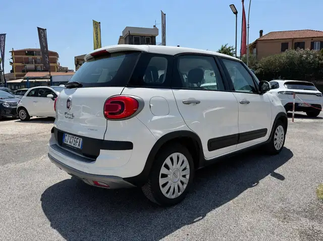Fiat 500l view 8