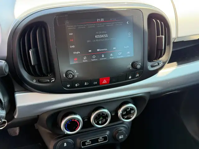 Fiat 500l view 11