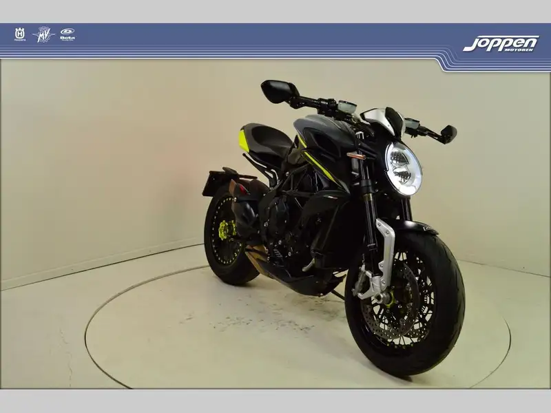 MV Agusta Dragster - foto 2