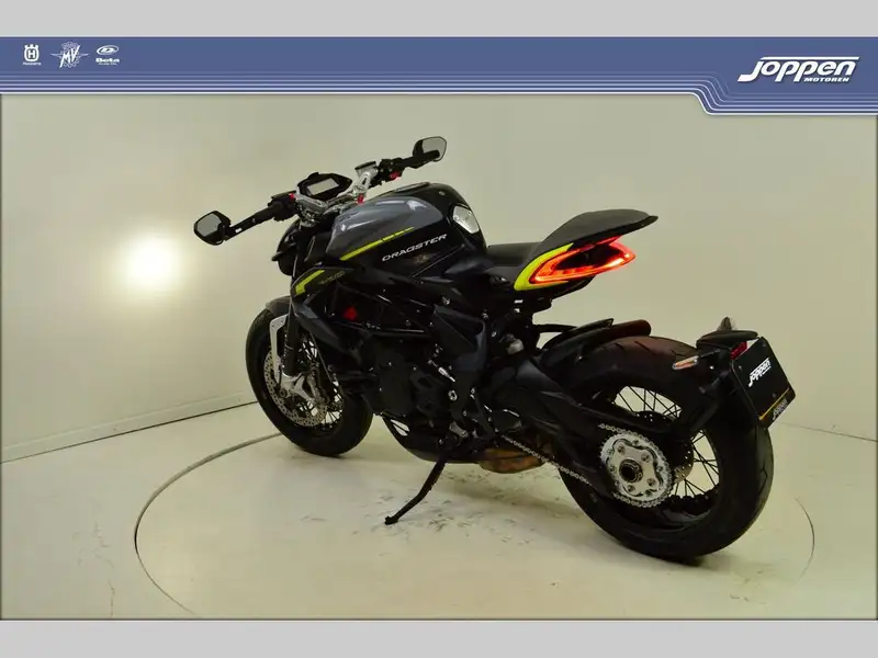 MV Agusta Dragster - foto 5