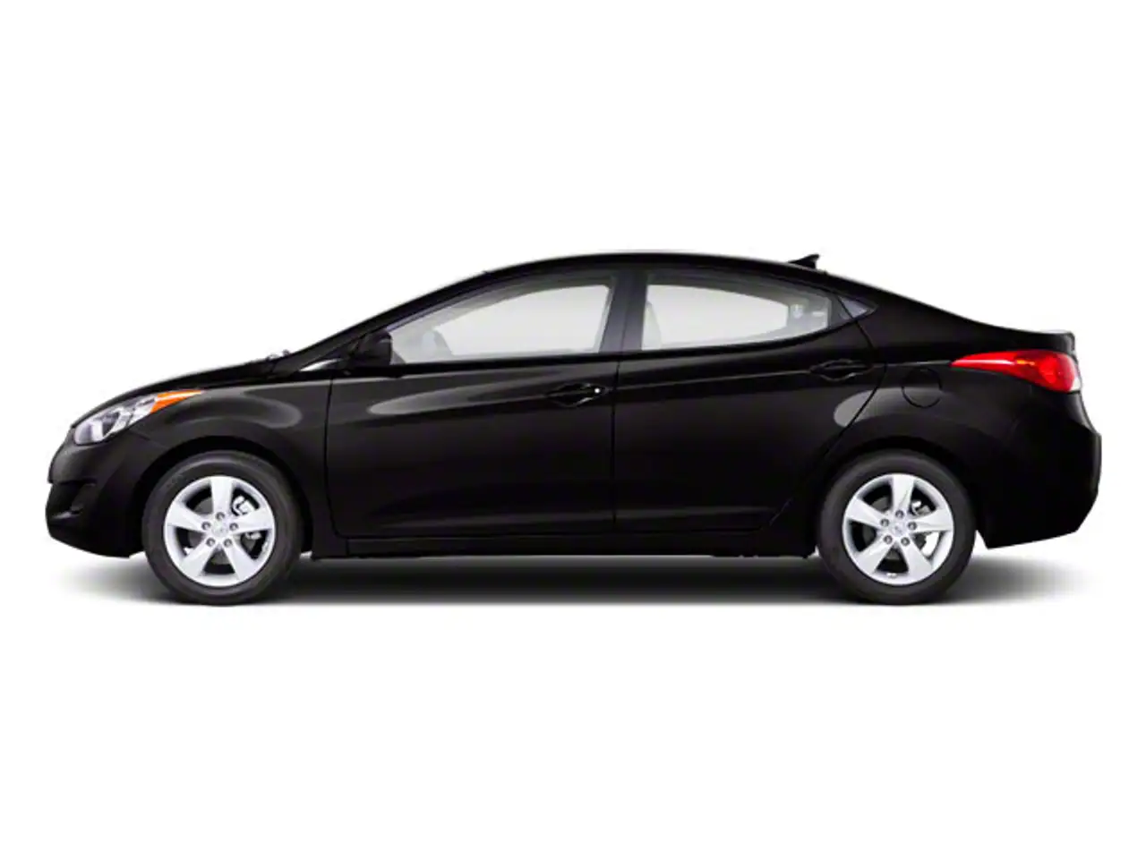 Hyundai ELANTRA fotografie Hyundai ELANTRA