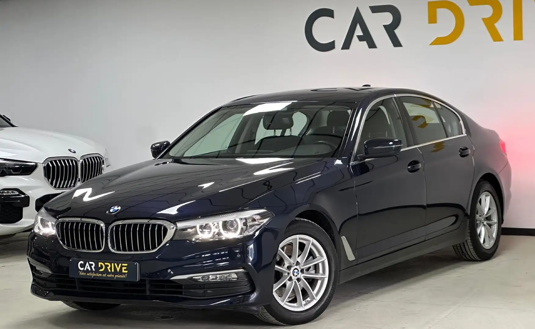BMW 520 520i B AUTO/PDC AV AR/CCRUISE/CARPLAY/FEUX LED Kék - 1