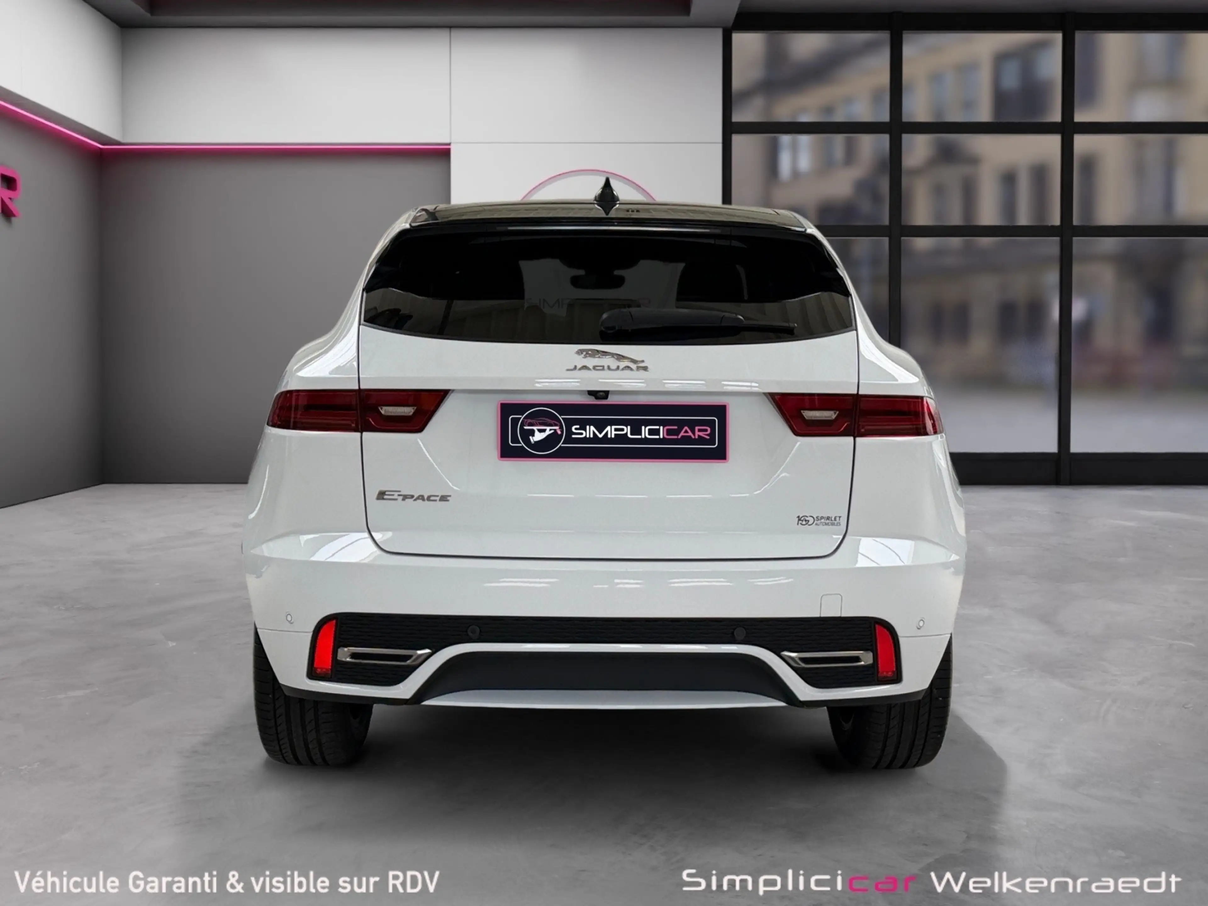 Jaguar E-Pace E-Pace 2.0 D MHEV AWD D165 R-Dynamic S-CARPLAY-CUIR-CAM-ACC — photo 6