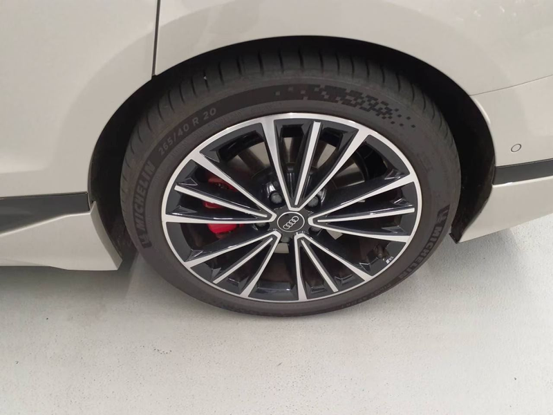 Audi A6 e-tron Avant S line quatt 315kw 0.25% AHK 360° Mat — photo 8