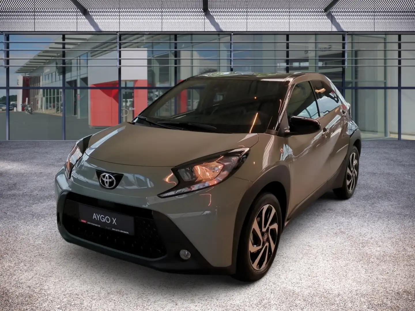 Toyota Aygo 1.0 Team D ACC+Navi+Fernlichtass.+Kam.+PDC Grau - 2