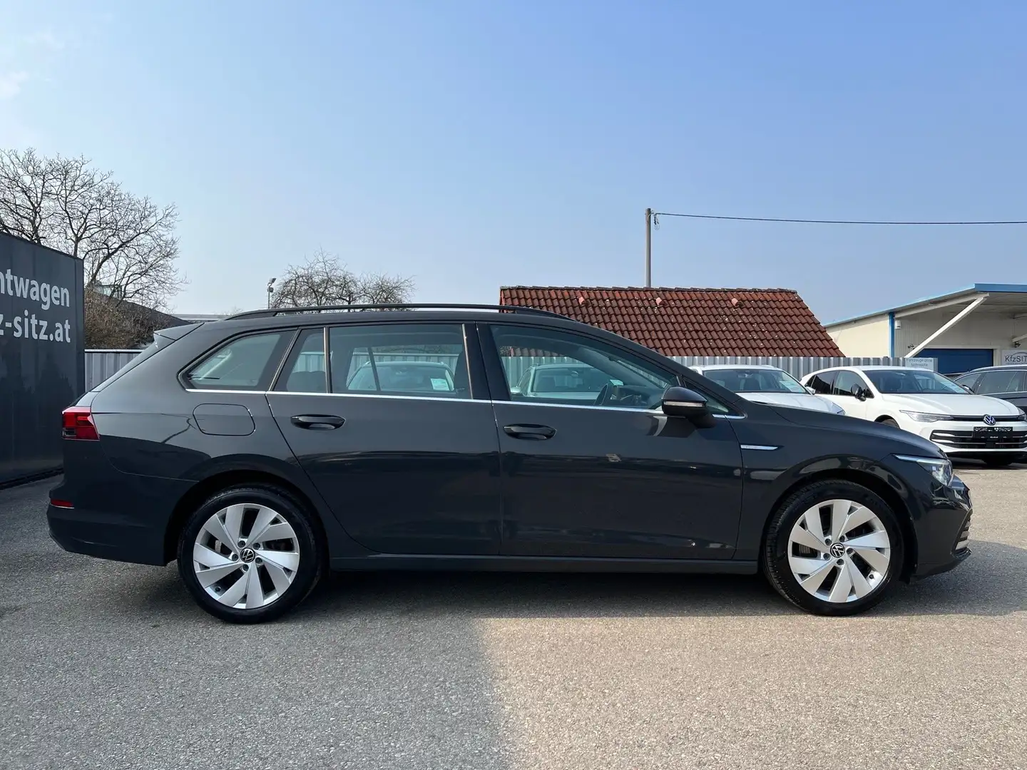 Volkswagen Golf Variant 2,0 TDI Style DSG | NP: €40.000 Grau - 2