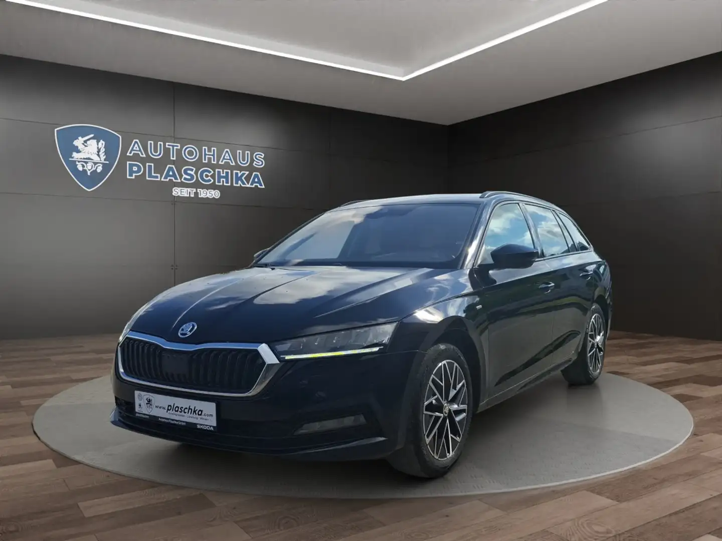Skoda Octavia C. 1.5 TSI Clever NAVI+PDC+LED Klima Navi Schwarz - 1