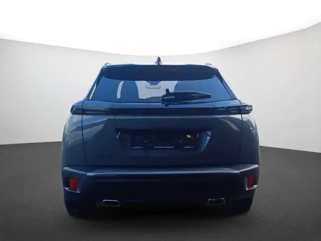 Peugeot 2008 view 4