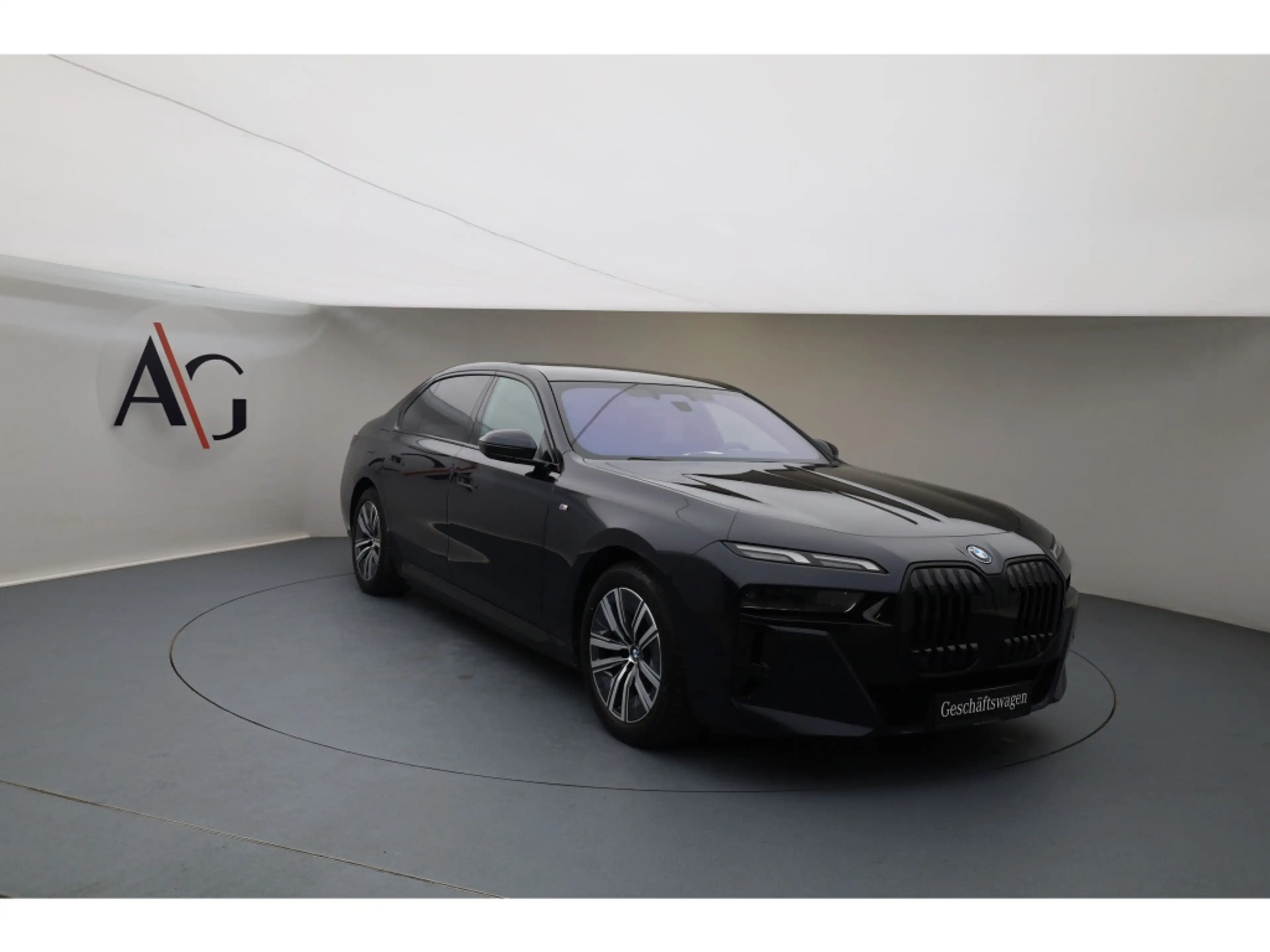 BMW i7 M60 xDrive M CinemaScreen Bowers Nappa HuD Soft — photo 7