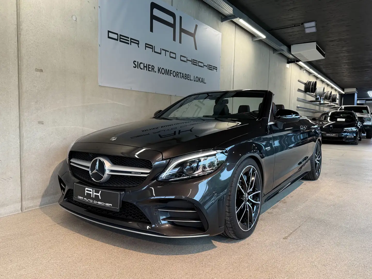 Mercedes-Benz C 43 AMG 4Matic Cabrio Šedá - 1