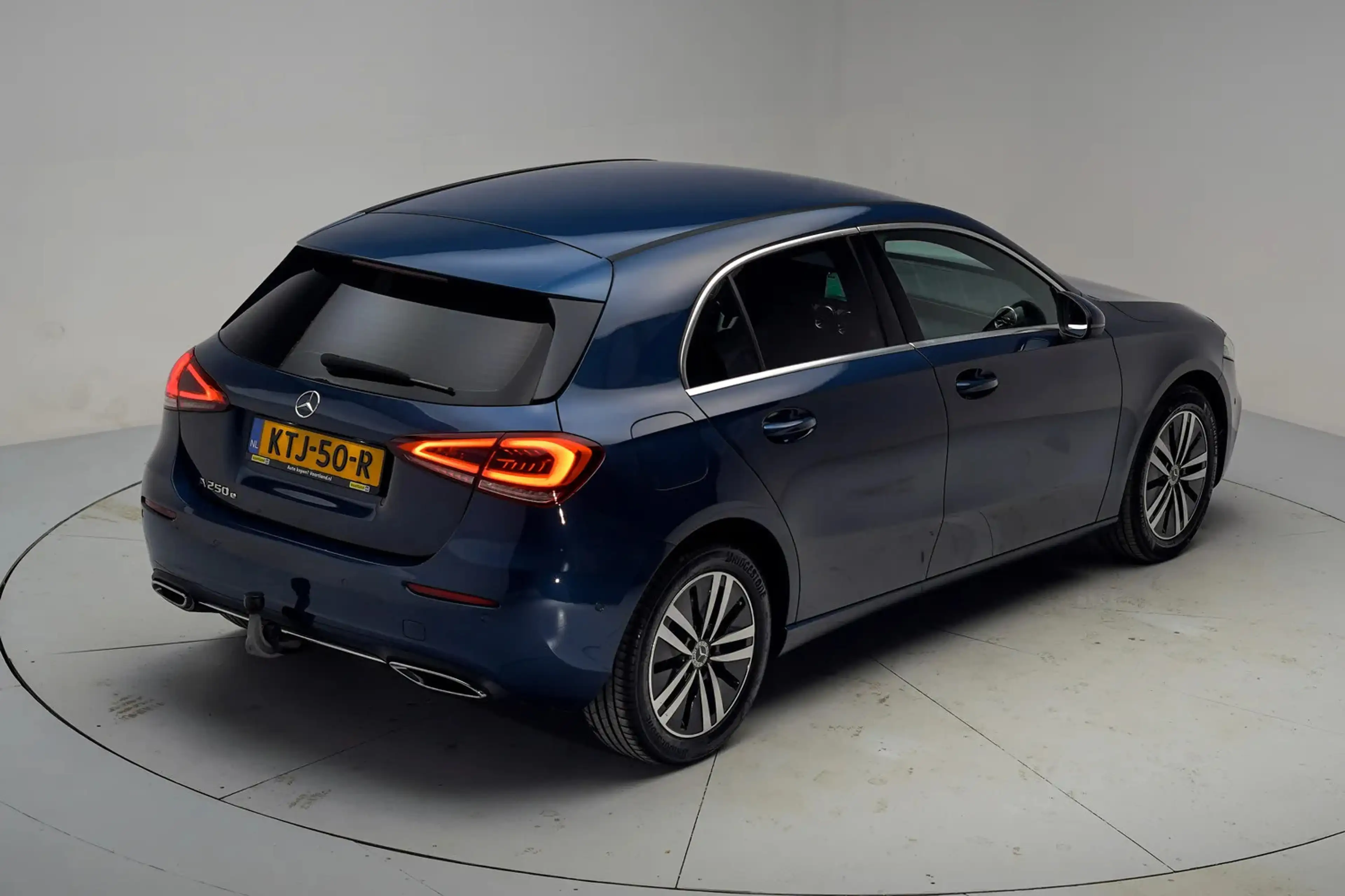 Mercedes-Benz A 250 250e Luxury Line Aut. [ Navi Sfeerverlichting Trek — photo 14