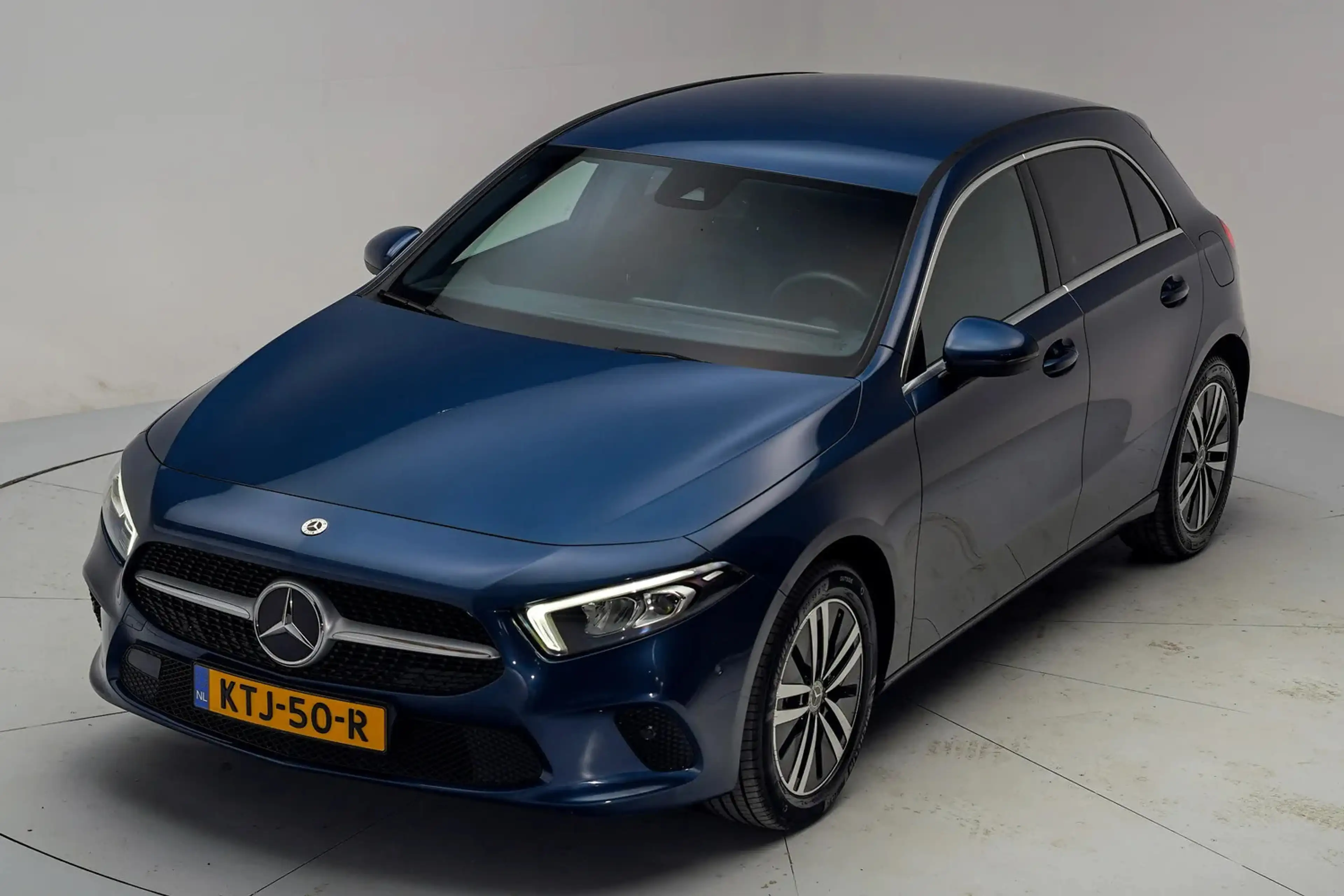 Mercedes-Benz A 250 250e Luxury Line Aut. [ Navi Sfeerverlichting Trek — photo 13