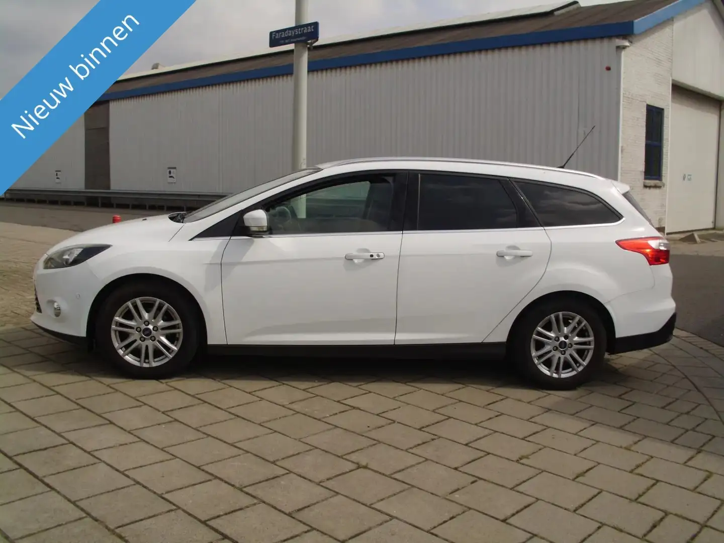 Ford Focus 1.0 MET AIRCO NAVI PARKPILOT KM NAP Wit - 1