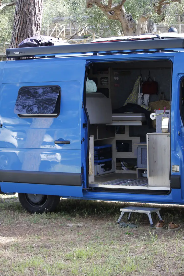 Renault Master L2H2 Blau - 1