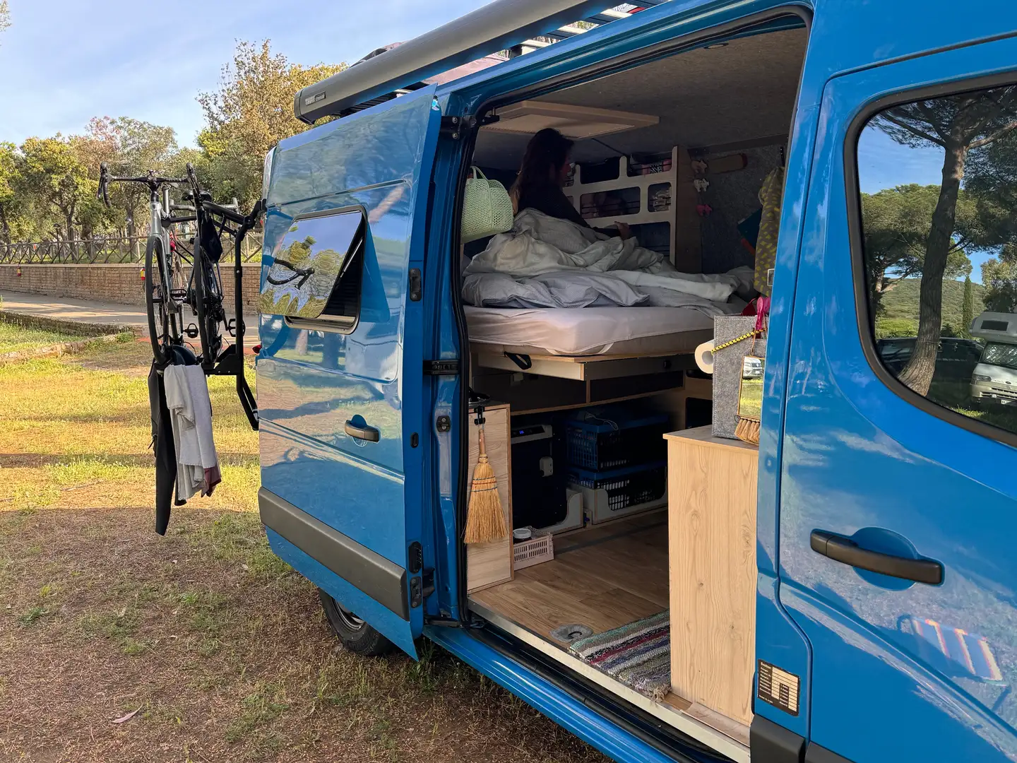 Renault Master L2H2 Blau - 2